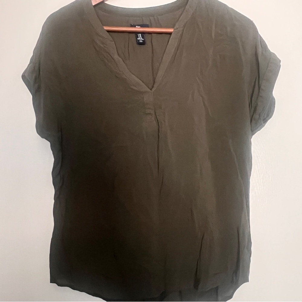 GAP Olive V-Neck Short Sleeve Blouse- XS